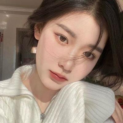 阳台上的女人们